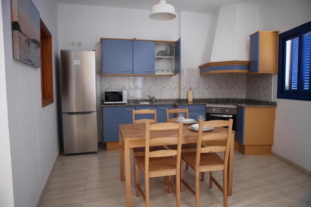 Casa Pano Beach House Ajuy Bagian luar foto